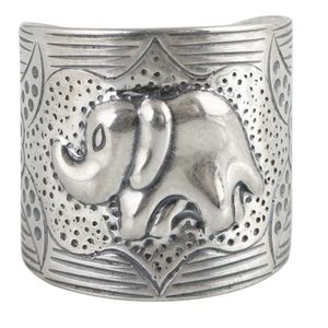Elephant fashion ring